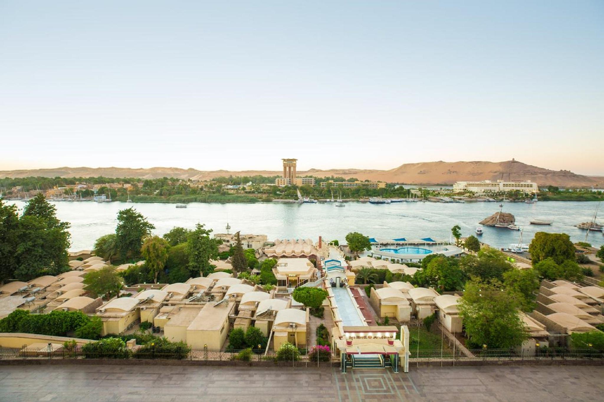 Obelisk Nile Hotel Aswan Exterior photo